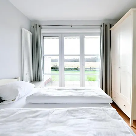 Haus Windhuug 2 Apartamento Utersum